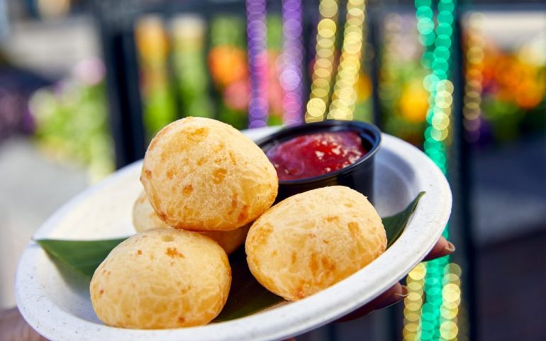 Pao-de-Quiejo-at-Universals-Mardi-Gras-1024x640-3.jpg