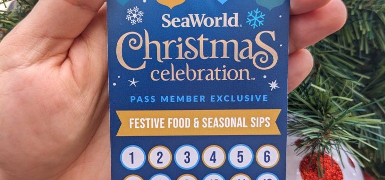 2023-SeaWorld-Orlando-Christmas-12-Item-Sampling-Lanyard-768x1024.jpg