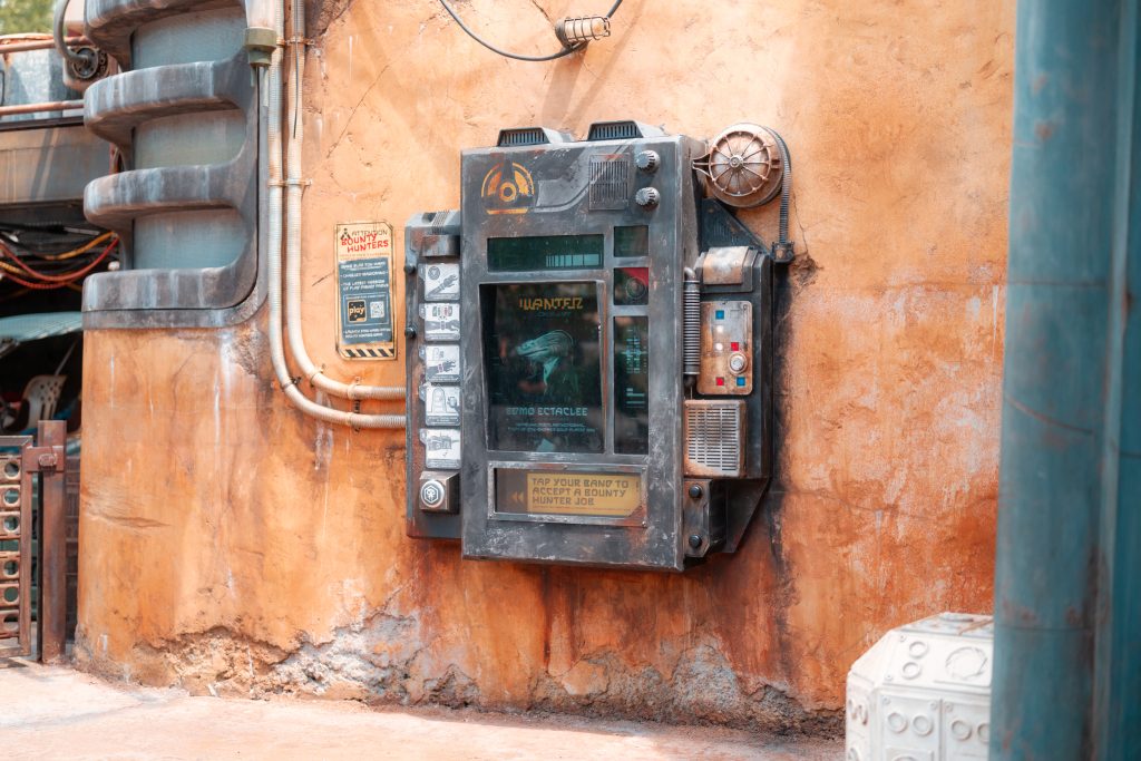 Batuu Bounty Hunters at Star Wars: Galaxy's Edge