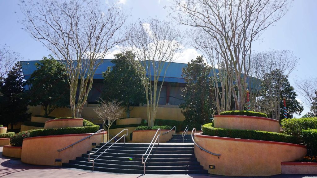 Toon Lagoon Amphitheater exterior at Islands of Adventure