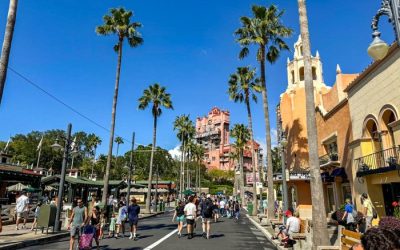 2024-wdw-dhs-atmo-sunset-boulevard-tower-of-terror-crowds-700x525.jpg