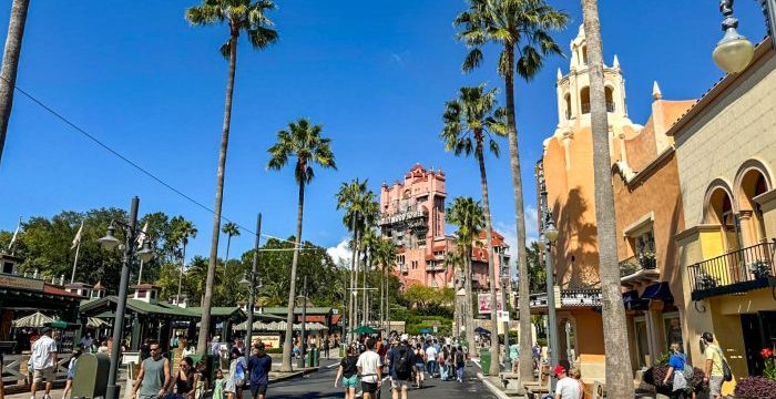 2024-wdw-dhs-atmo-sunset-boulevard-tower-of-terror-crowds-700x525.jpg