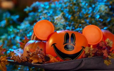 2024-Disney-store-mickey-mouse-jack-o-lantern-treat-bucket-600x600.jpg