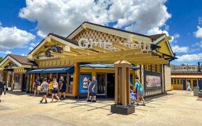 2024-wdw-disney-springs-flavors-of-florida-Ghirardelli-Soda-Fountain-Chocolate-Shop-Key-Lime-Pie-Shake-atmo-700x525.jpg